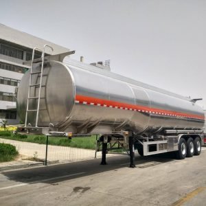 High-Capacity Stainless Steel Tanker Trailer for Liquid Transport