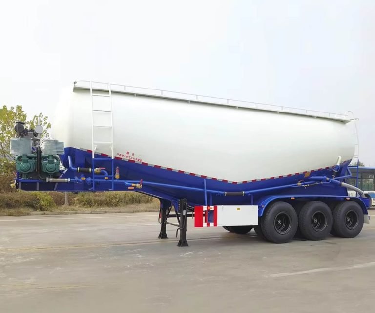 40 CBM Cement Bulker with Pneumatic Unloading
