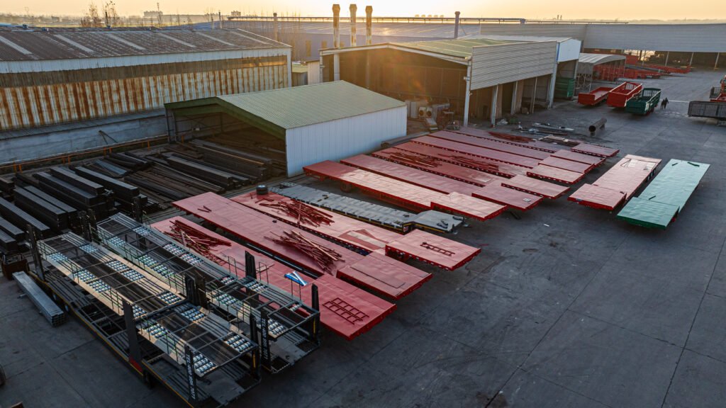 About Luxerytrailers