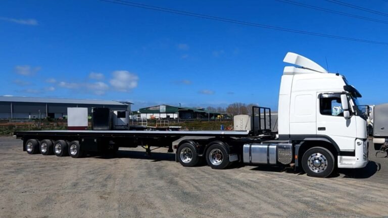Semi Trailer