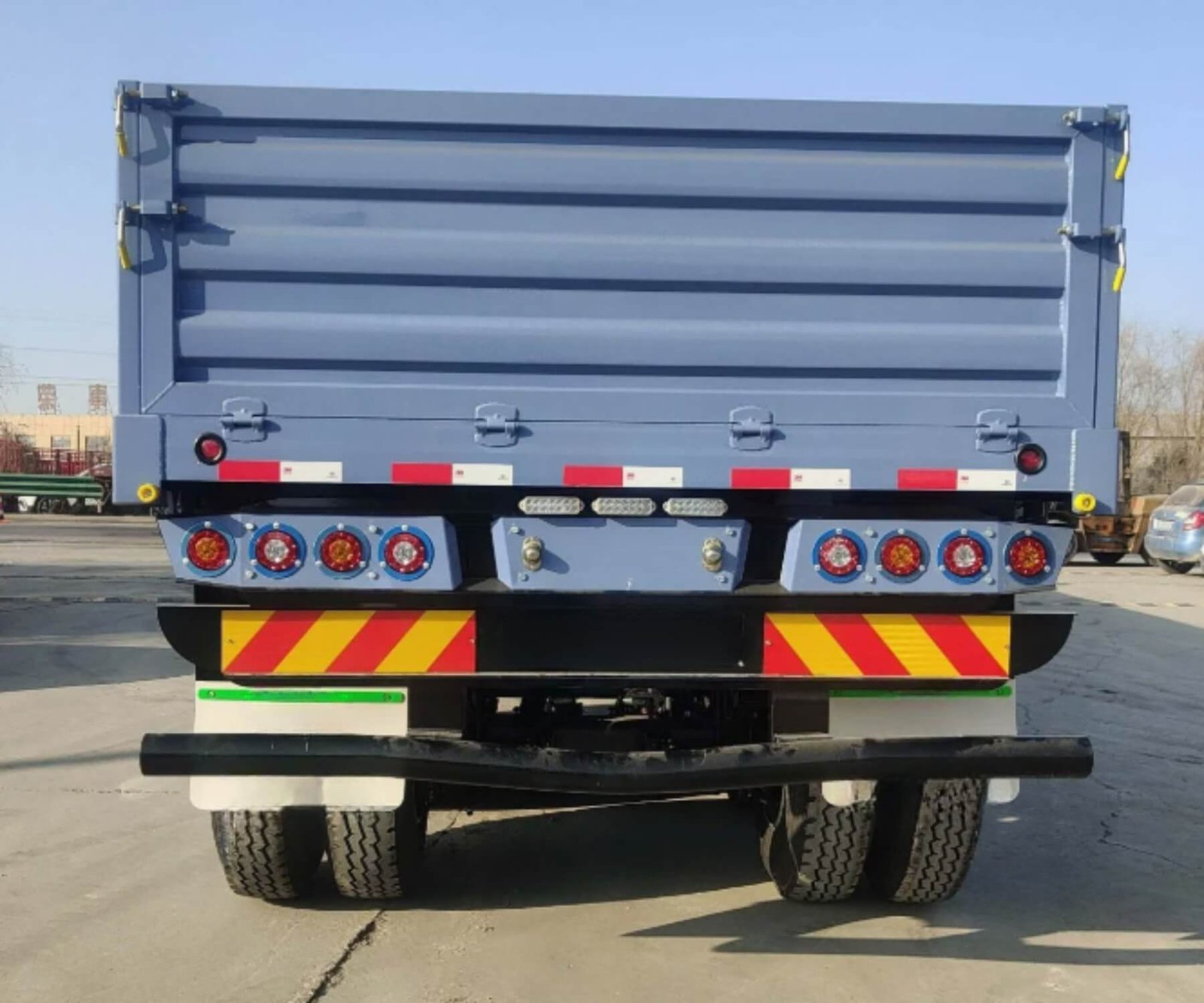 Tri Axle 60 Ton High Side Tipper Trailer - Image 4
